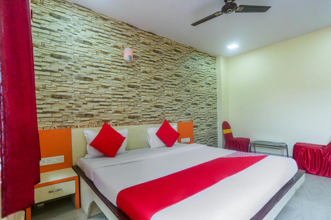 Oyo 60771 New Puri Hotel Esterno foto