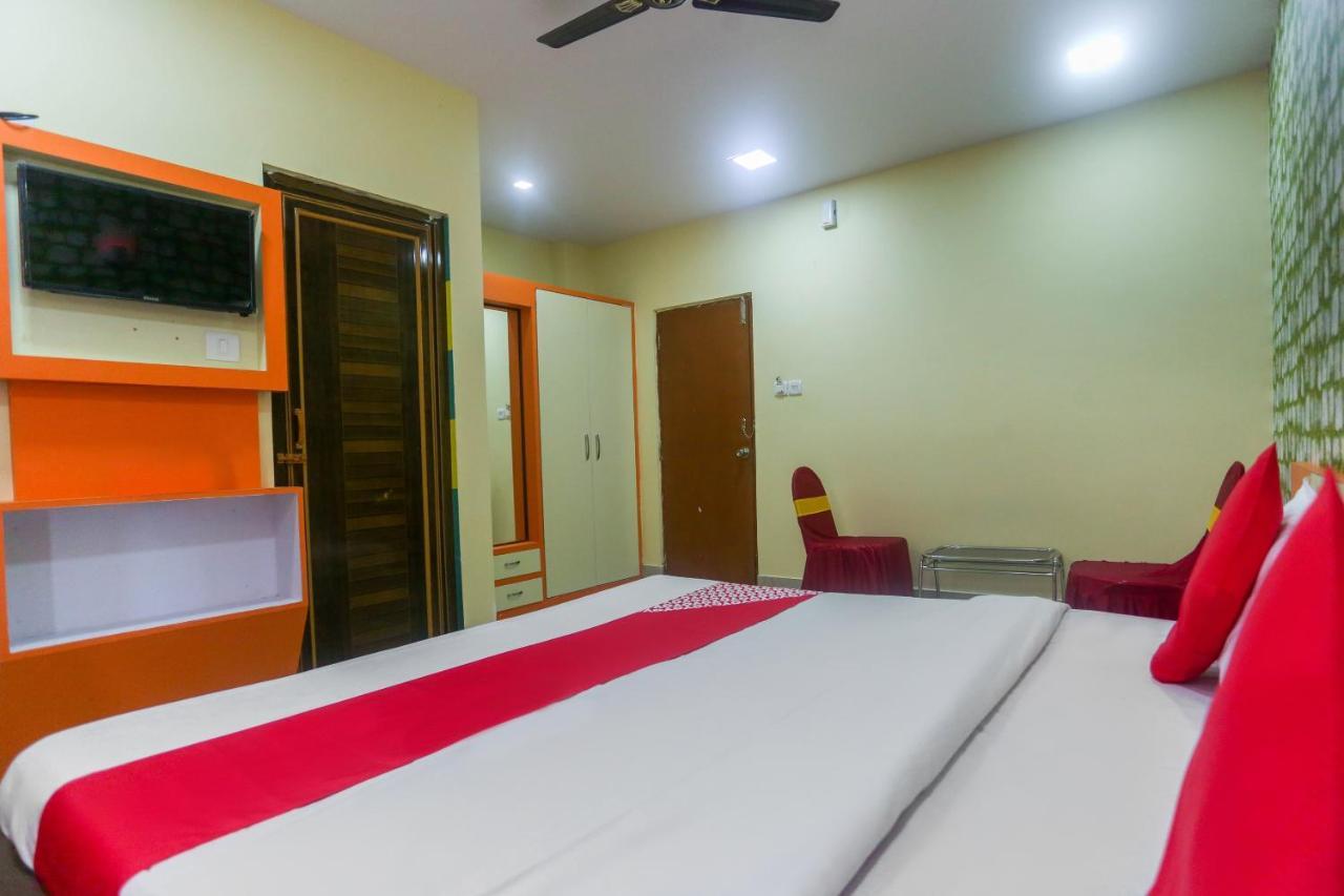 Oyo 60771 New Puri Hotel Esterno foto