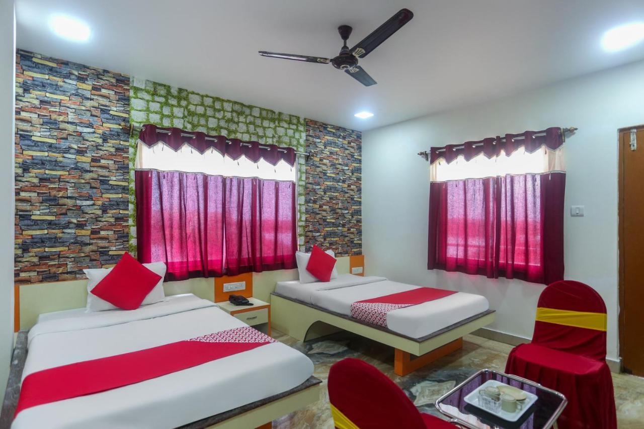 Oyo 60771 New Puri Hotel Esterno foto