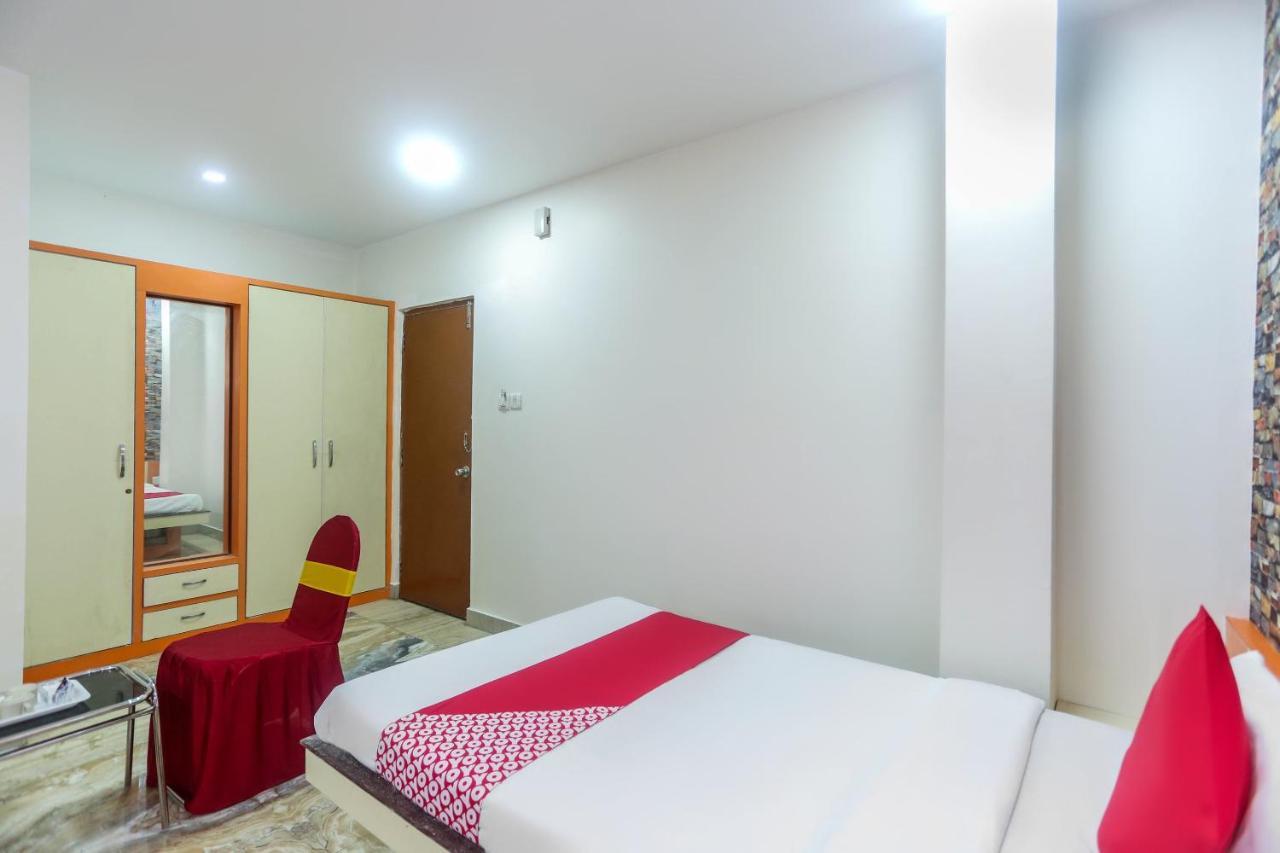 Oyo 60771 New Puri Hotel Esterno foto