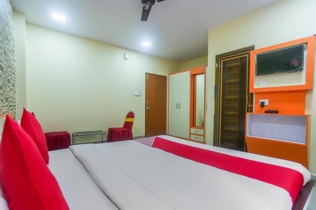 Oyo 60771 New Puri Hotel Esterno foto